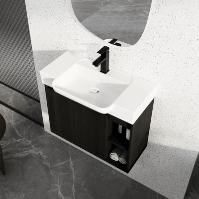 Meuble-lavabo mural blanc en céramique 28 po avec aspect chêne foncé, mécanisme de fermeture en douceur, 45 poignées cachées, armoire à une porte, deux tablettes ouvertes, finition à l'eau, fonction, design,