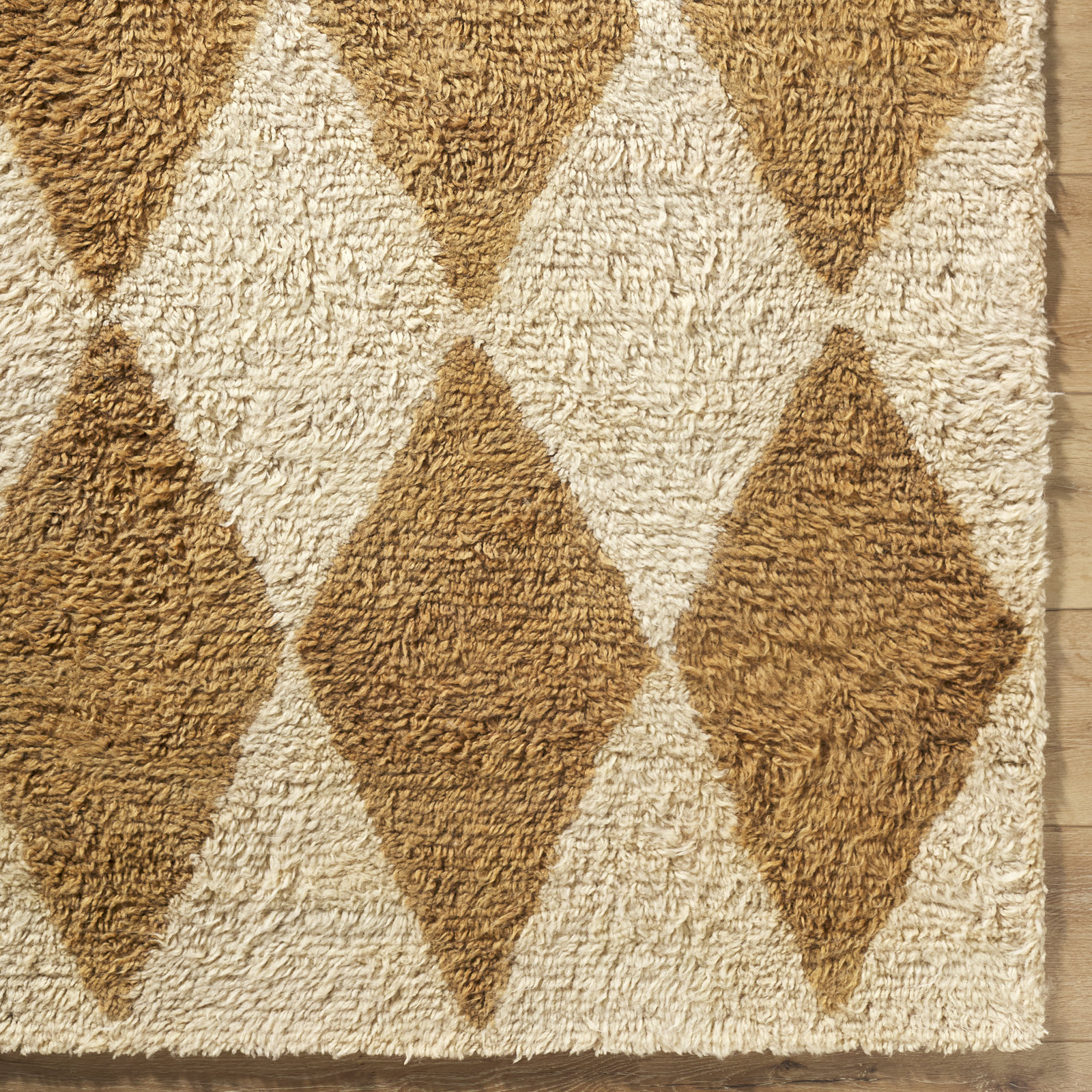 Anemone Hand-Tufted Diamond Shag Rug, Rectangle 5' x 7'6"