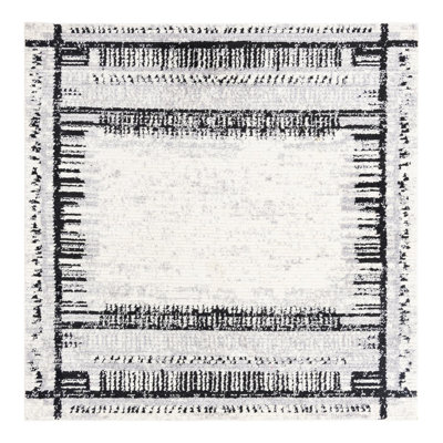 Ethelyn Indoor Rug