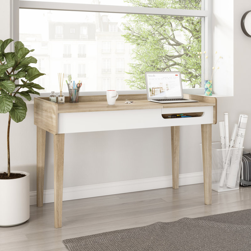 Ehsan Writing Desk