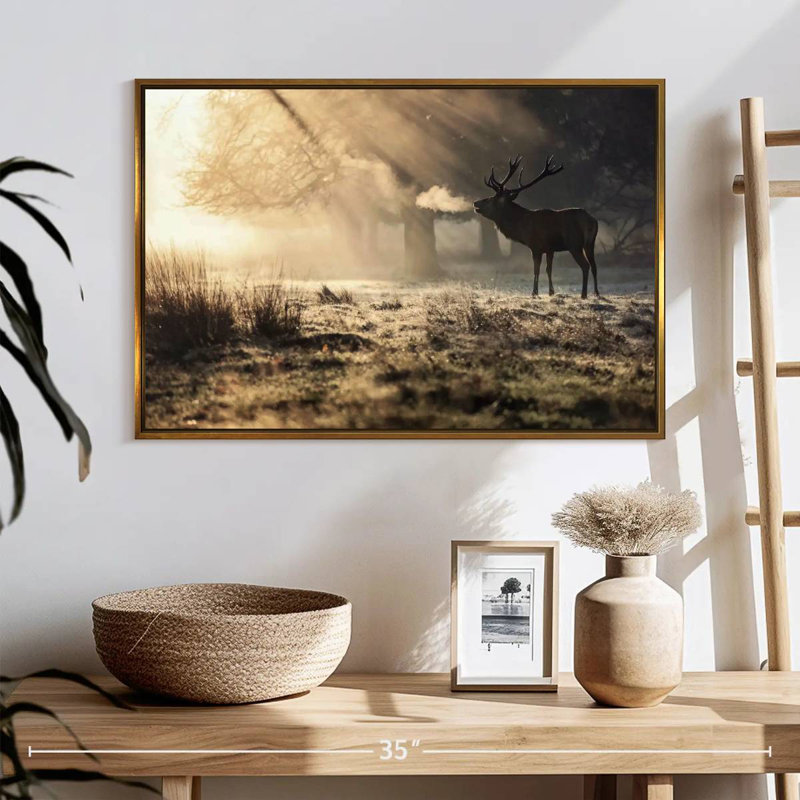 Cerf sauvage dans la neige, Cadre flottant doré, 25 po x 17 po