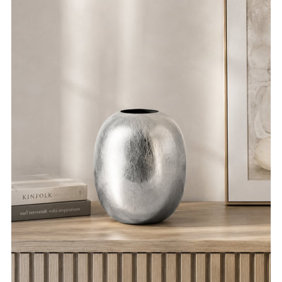 Luxury Silver Striped Aluminum Round Decorative Vase, Made Entirely Of Aluminum, Lightweight And Sturdy With A Metallic Sheen, A Versatile Tabletop Floral Arrangement For Entryways, Dining Rooms, Fireplace Mantels.