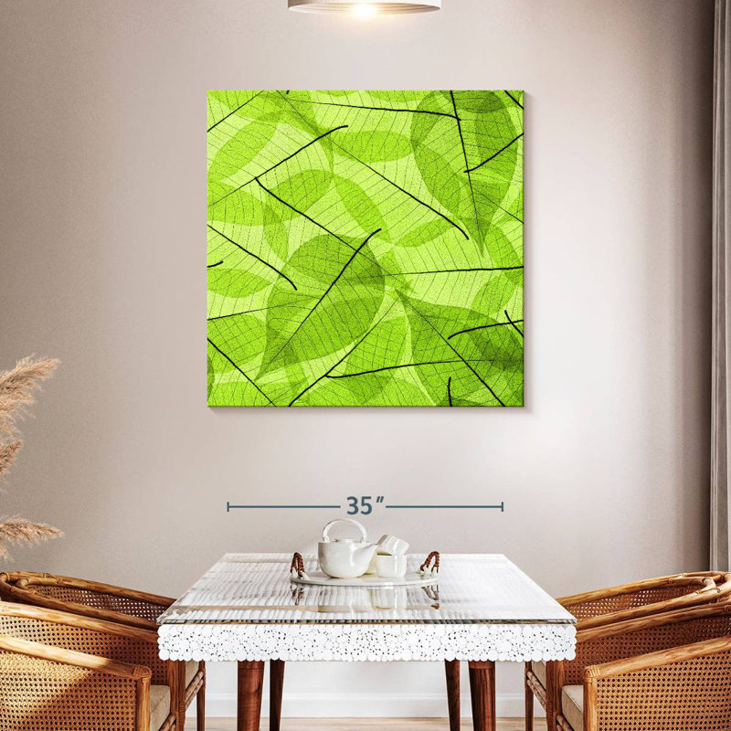Kerner Skeleton Green Leaves