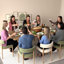 Table de salle à manger moderne extensible pour 6 à 10 personnes, à double piédestal, avec finition en bois brun beige
