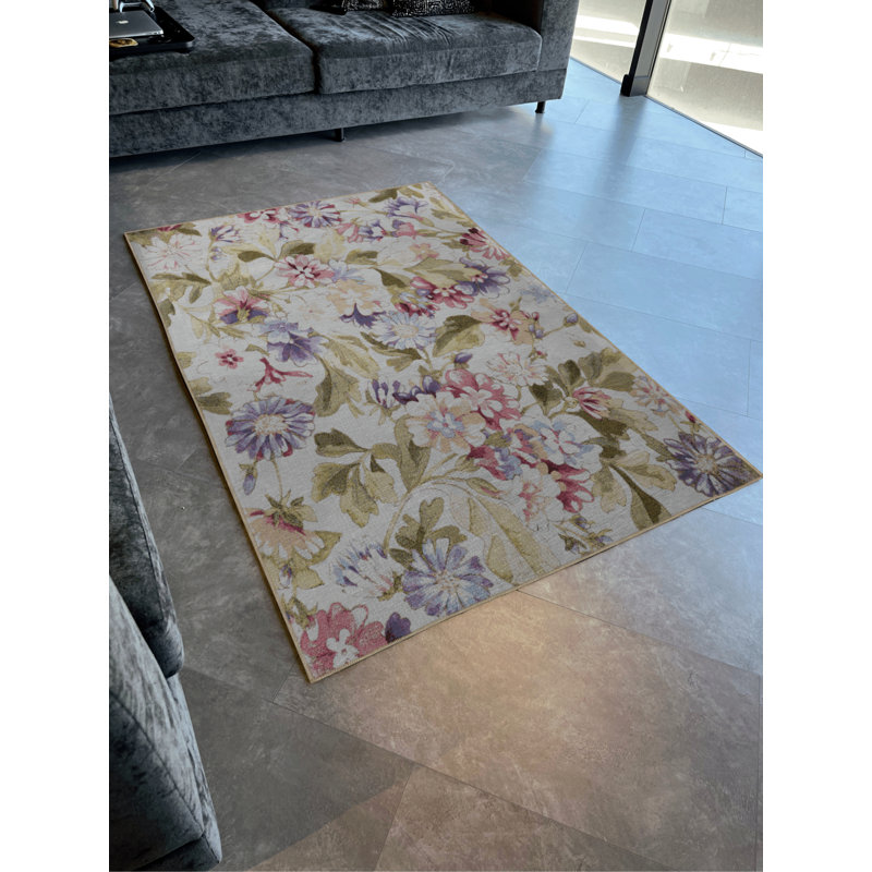 Floral Indoor / Outdoor Rug, Runner 4' x 8'3"