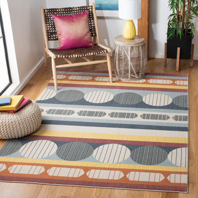 Hornbeck 300 Performance Geometric Rug