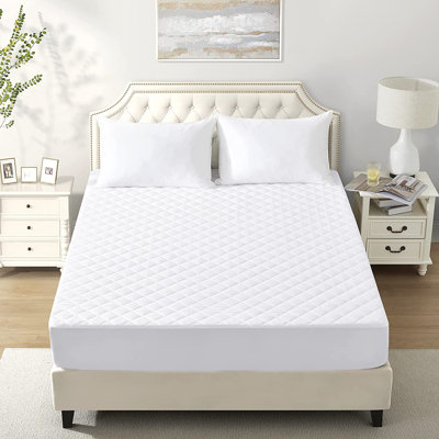 Mattress Protector - Waterproof, Cool, Soft, Breathable - Deep Pocket - Noiseless - Bamboo And Washable Mattress Protector, King Size, White