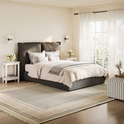 SUNDAY UPHOLSTERED BED