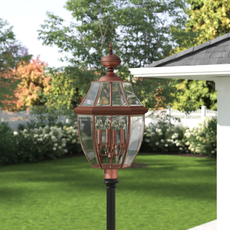 Tête de lanterne à 1 lumière H 29,5 po Newbury, Cuivre vieilli