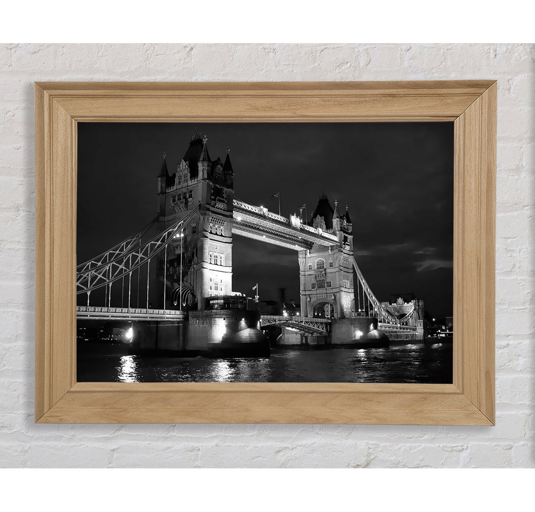 London Bridge Black Beauty - Einzelner Bilderrahmen Kunstdrucke