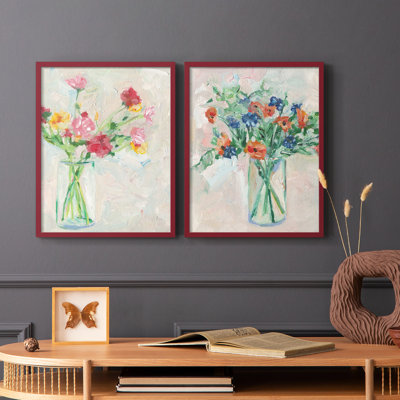«Painterly Soft Bouquet I», reproduction encadrée de qualité supérieure - prête à être accrochée - aucun clou requis - aucun clou requis