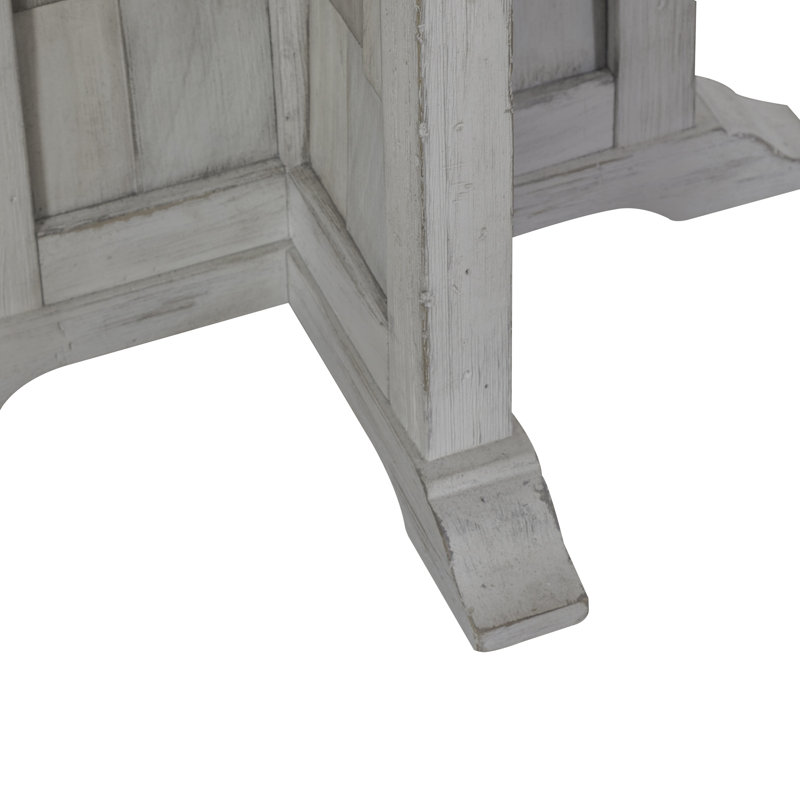 Brilie Round Chairside Table w/ Heavy Distressing