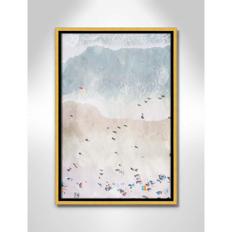 «Beaching Out I Print» par Milli Villa, 13.5' W x 19.5' H, Flotteur doré
