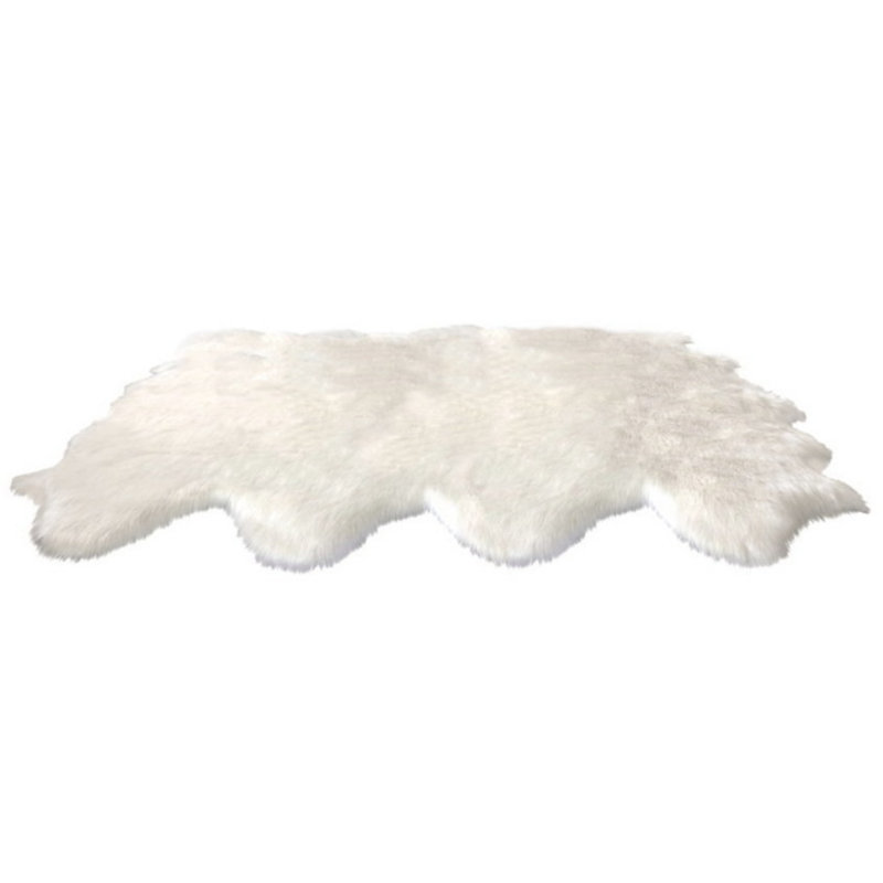 Tapis blanc en peau de mouton à poils longs Amaranta, Nouveauté 5 pi 5 po x 6 pi 8 po
