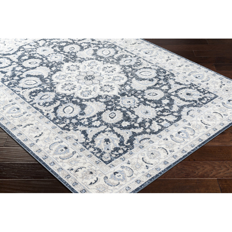 Omama Washable Oriental Indoor Rug, Rectangle 5'3" x 7'