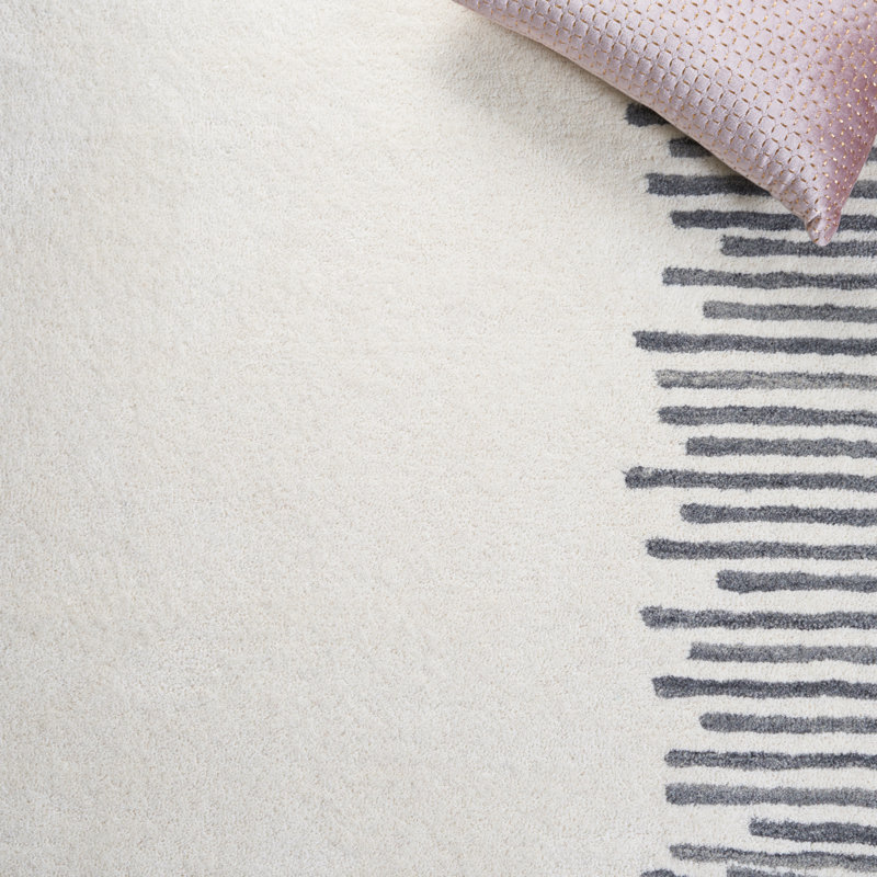 Jakavian Hand Tufted Wool/Cotton Abstract Rug in Gray/Ivory, Rectangle 5' x 8'