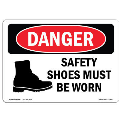 Safety Shoes Must Be Worn Sign