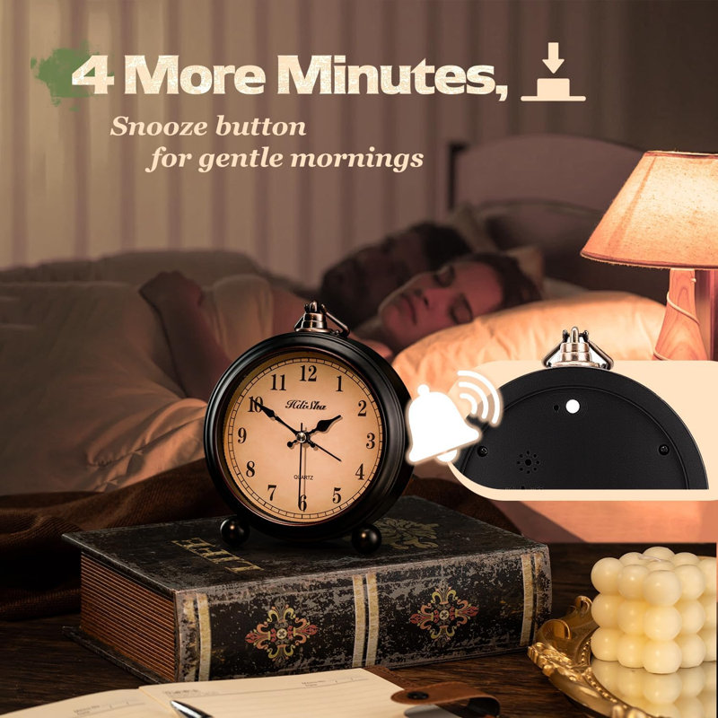 Réveil rétro, petit réveil analogique silencieux de 12,7 cm (5 pouces), sans tic-tac, avec fonction snooze.