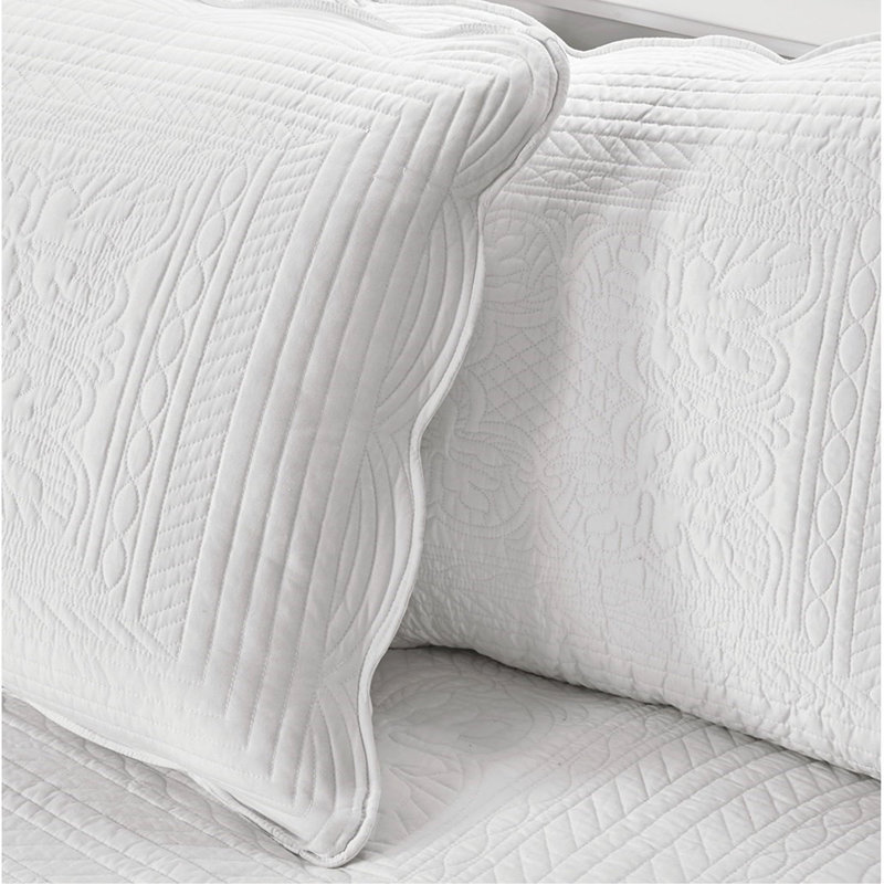 6 Piece Reversible Scalloped Edge Daybed Cover Set Daybed, Daybed Coverlet + 5 Additional Pieces, White