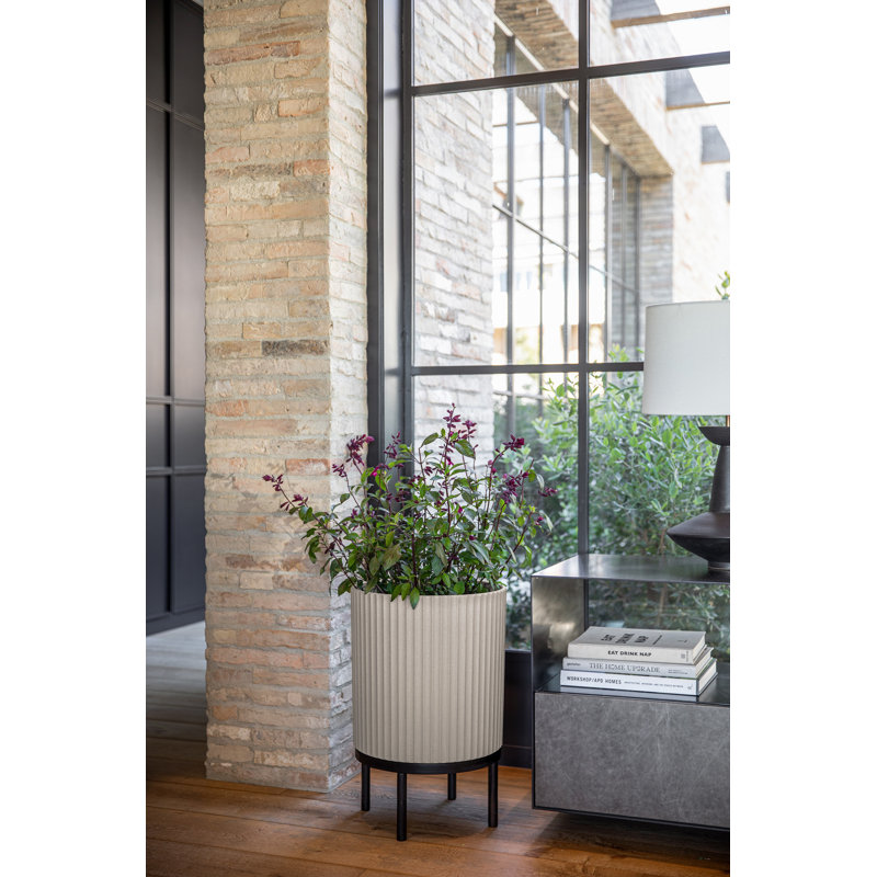Sandstone and Black 16" Concrete-Composite Planter Set with Acacia Wood Stand