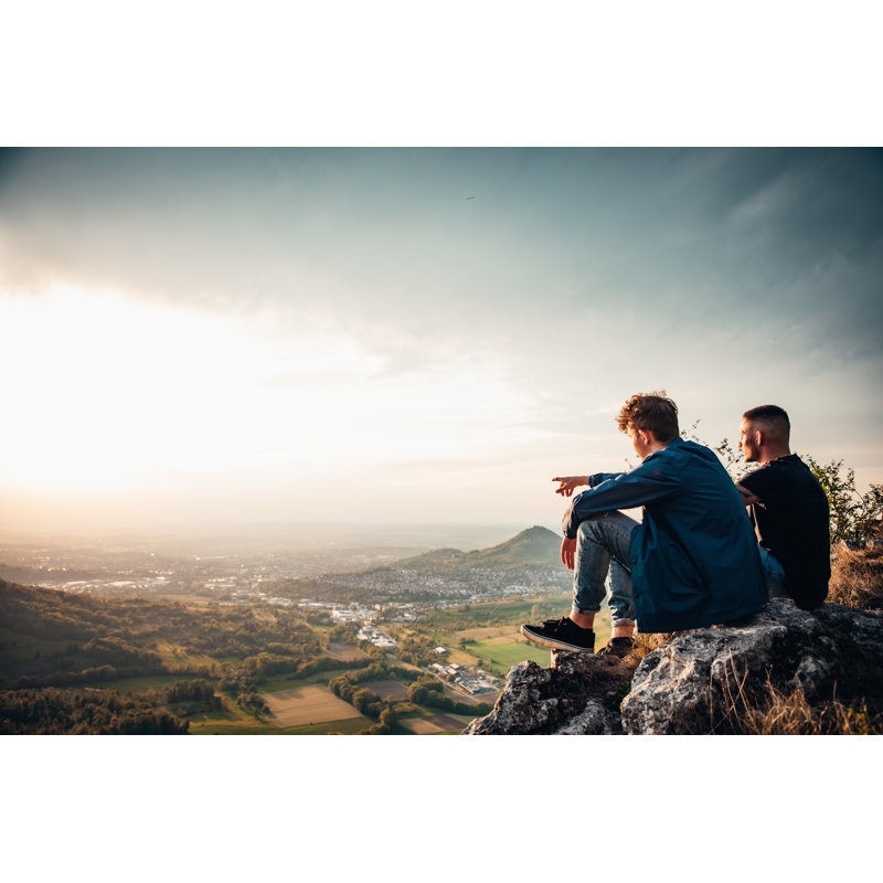 «Explains The Nature Friends Together on Mountain Peak» par Finn Hafemann, H 20 po x l 30 po