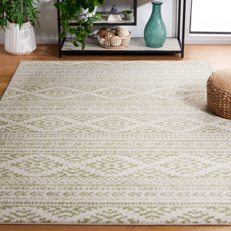 Lorenco Southwestern Machine Made Power Loom Polypropylene Area Rug in Ivory/Sage
