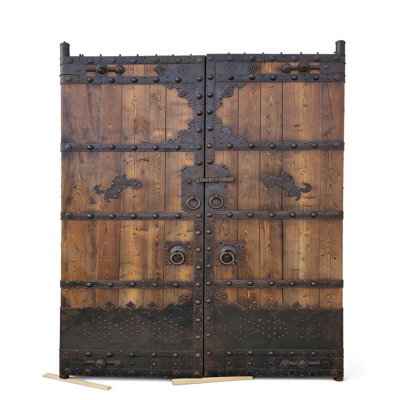 Portes chinoises en bois du XIXe siècle avec détails en fer forgé