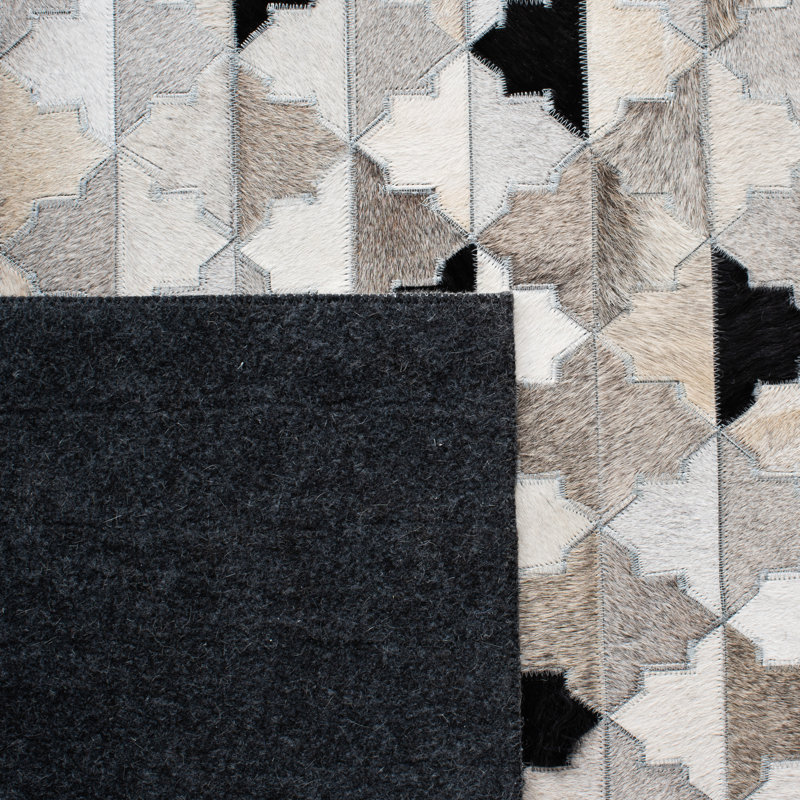 Gray and Black Geometric Flatweave Cowhide Rug, 5' x 8'