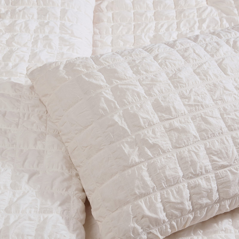Luca 3-Piece Seersucker Grid Cotton-Rich Comforter Set, Coconut Milk, King Comforter + 2 King Shams