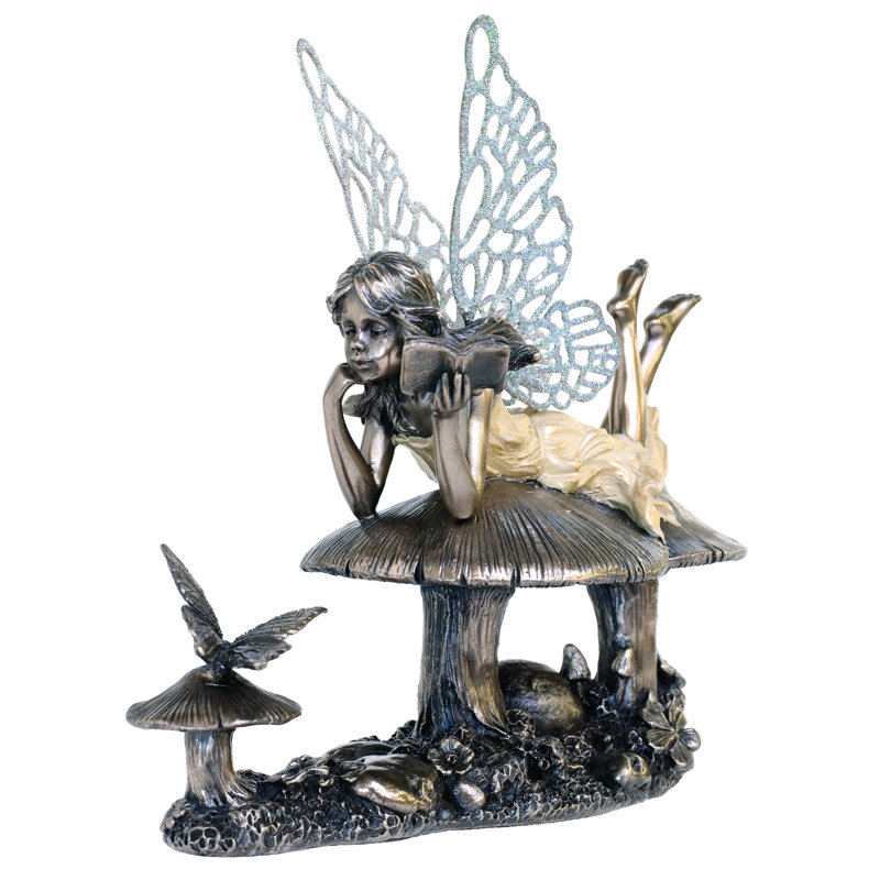 Dunstable People Figurines & Sculptures