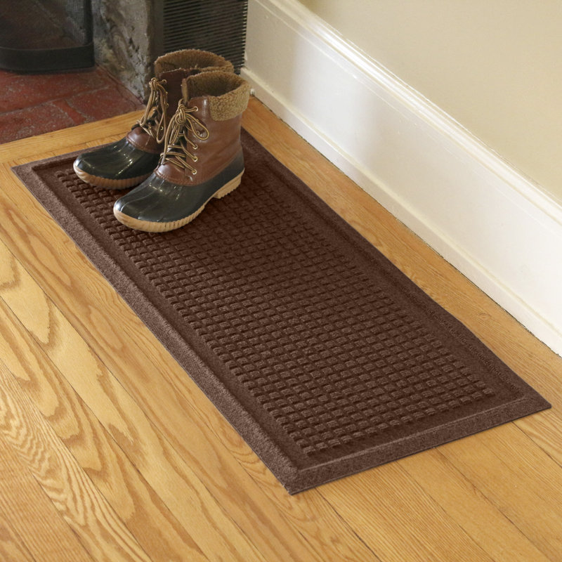Carrés Waterhog 15 po X 36 po Tapis de rangement intérieur / extérieur, Brun foncé