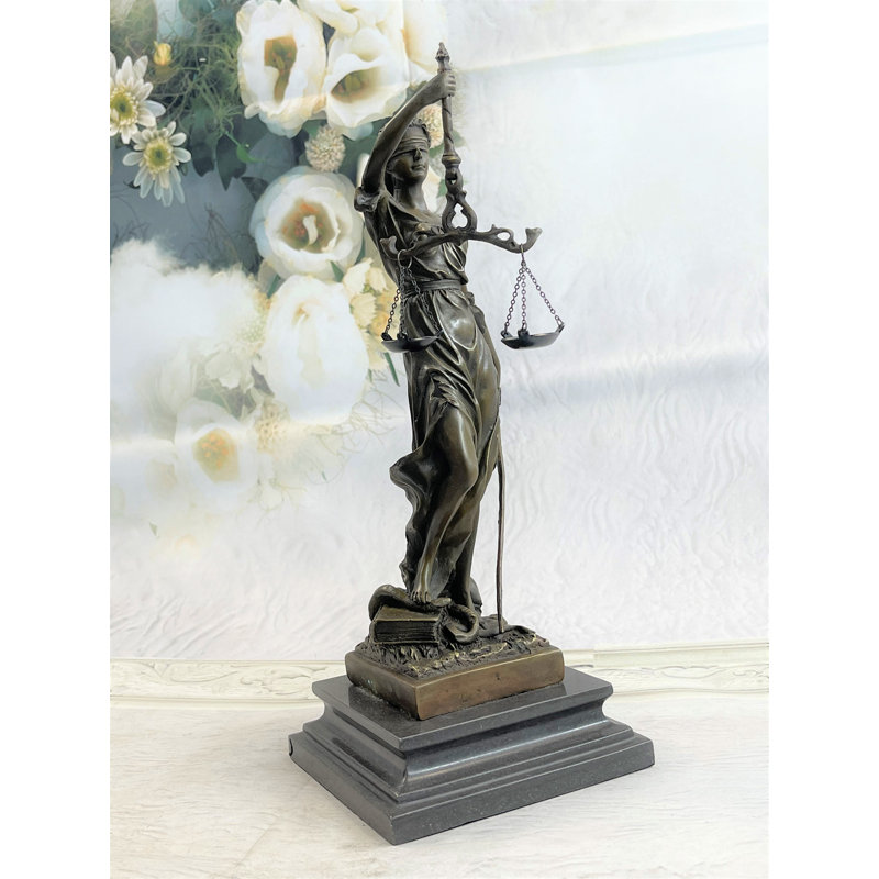 Figurine Lauren Lady Justice