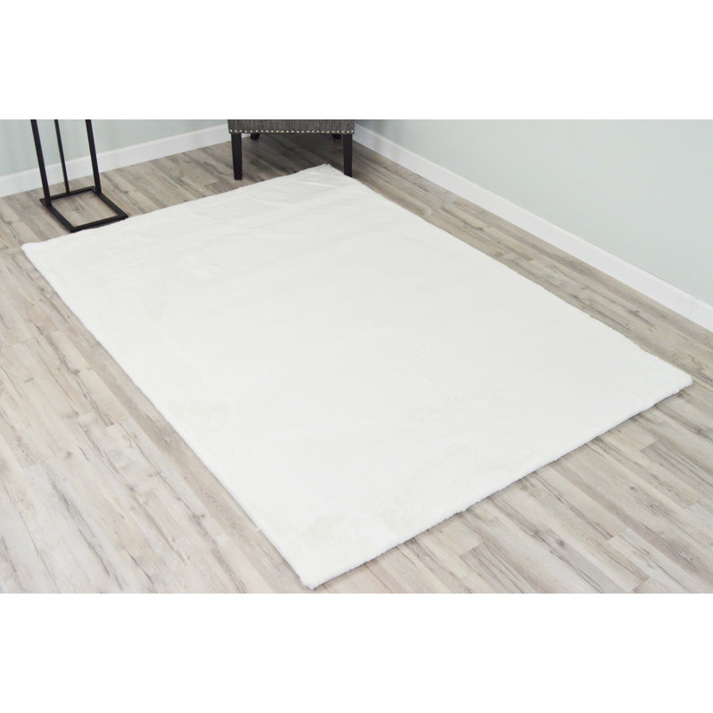 Nikith Rug
