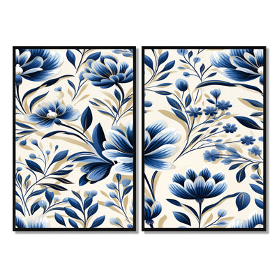 Grandes fleurs bleues et blanches damassées