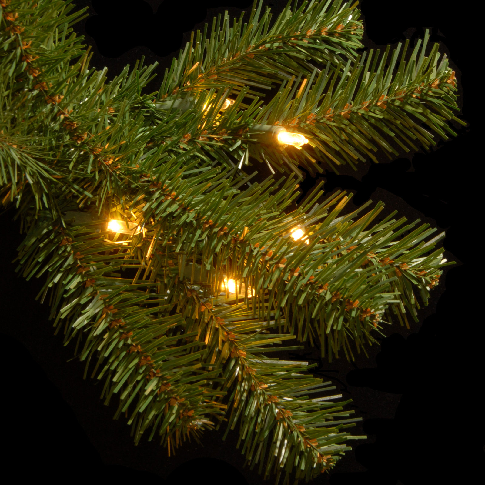 Pre-Lit Spruce Christmas Tree, 10'