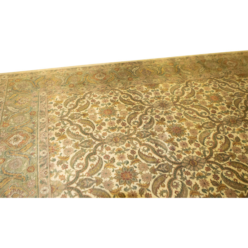 Hand Knotted Wool Area Rug in Gold And Green