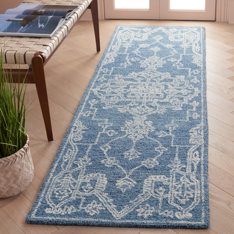 Tapis oriental bleu en coton touffeté Frachia, Tapis de couloir 2 pi 3 po x 8 pi