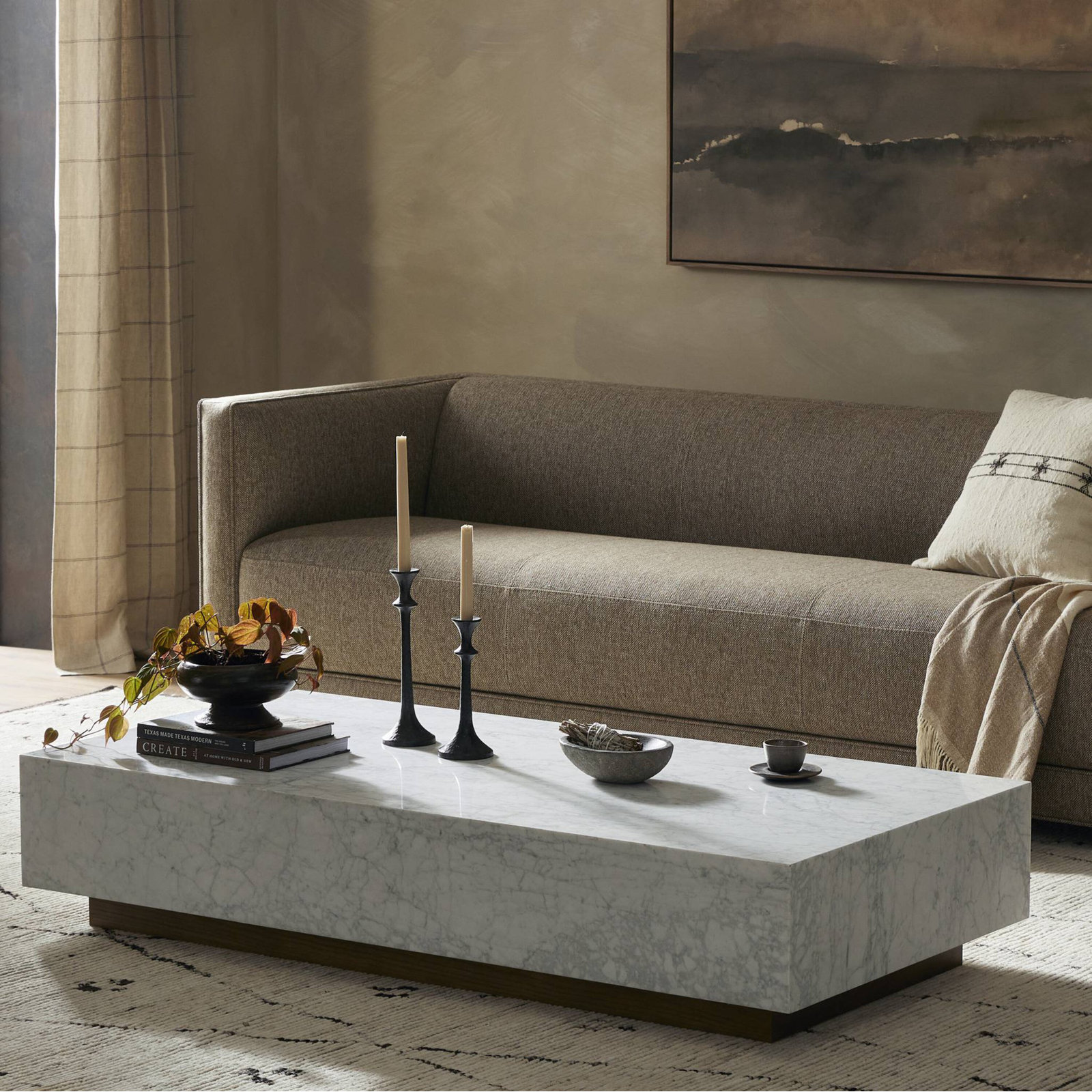 Latravius Single Coffee Table