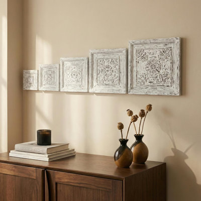 Wall Decor on Solid Wood