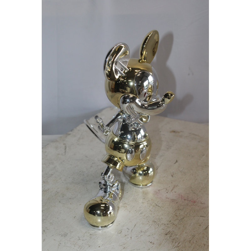 Statue futuriste en résine 10 po x 4 po x H 13 po Nifao Collection