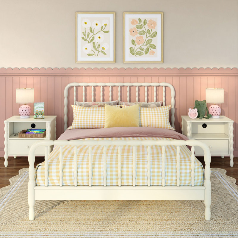 Lind Spindle Solid Wood Bed, Queen, Linen White