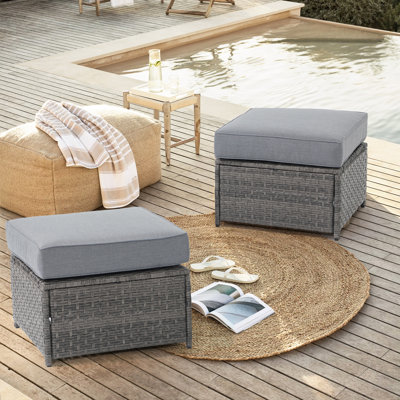 Pouf extérieur en osier Yoleth avec coussin