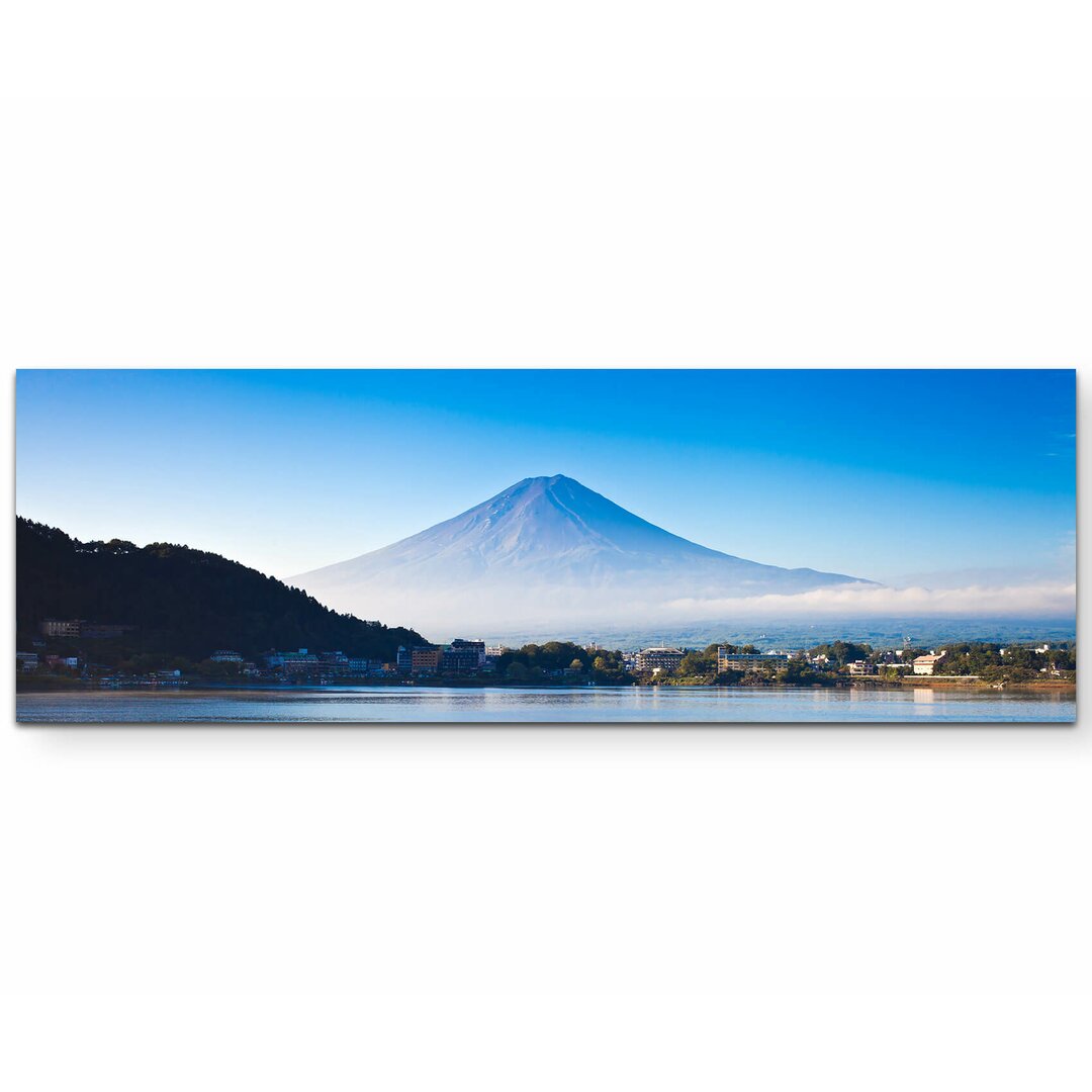 Leinwandbild Fischerboot und Mount Fuji