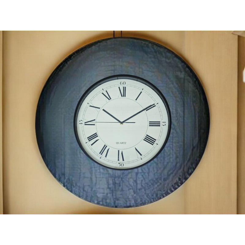 Geko Wall Clock, White