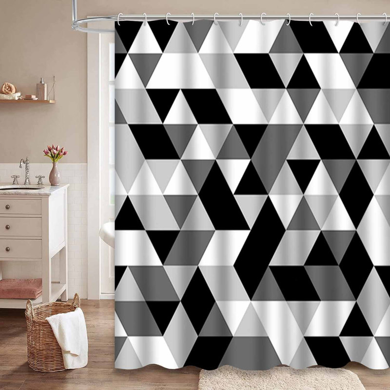 Rideau de douche triangulaire noir et blanc avec 12 crochets, L 72 po x l 84 po