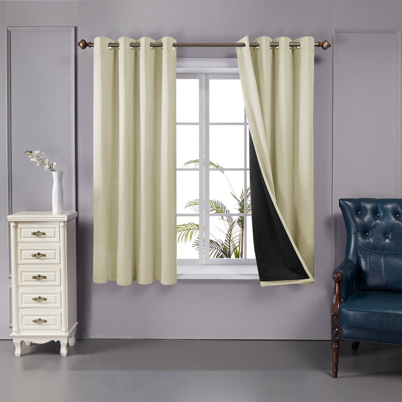 Paire de rideaux occultant Harjot, L 52 po x L 63 po, Beige