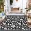 Tapis floral en plastique avec sac pour l'extérieur-129467242-129913462