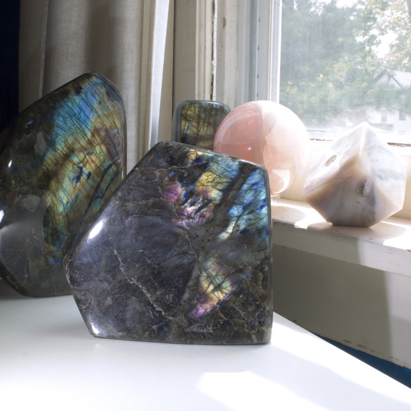 Embla Landscape & Nature Figurines & Sculptures
