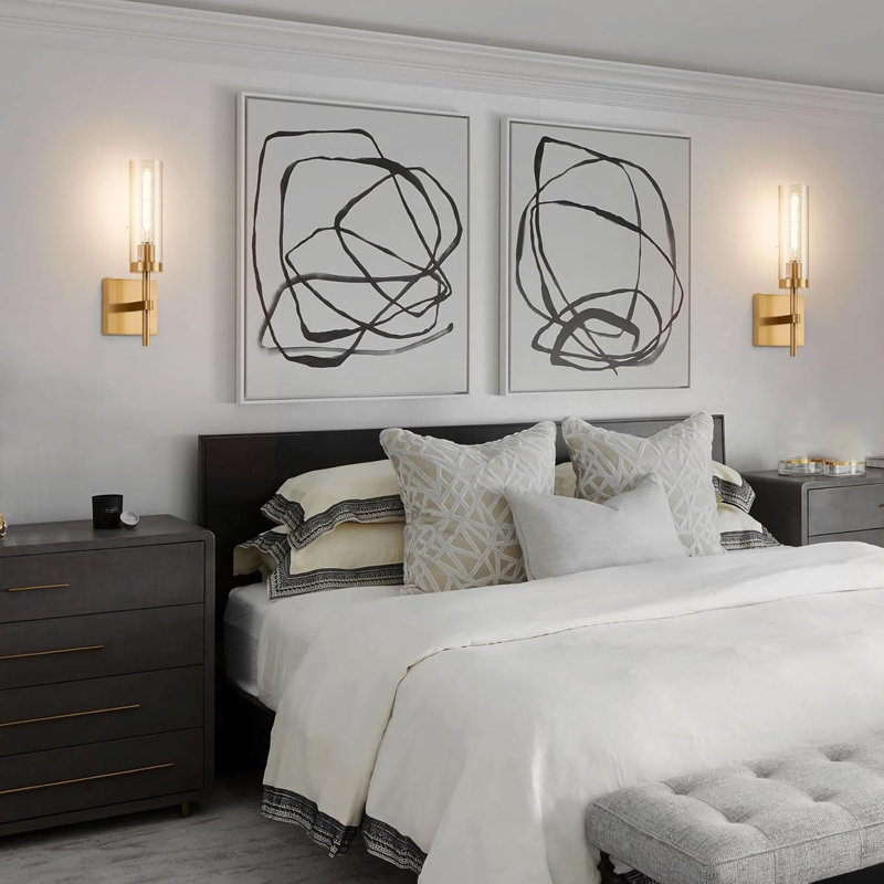 Lot de 2 appliques murales dorées à piles, sans fil et avec télécommande, DEL rechargeables et à intensité variable, idéales pour chambre, salle de bain, couloir, salon, entrée ou cage d'escalier, 2700 K.
