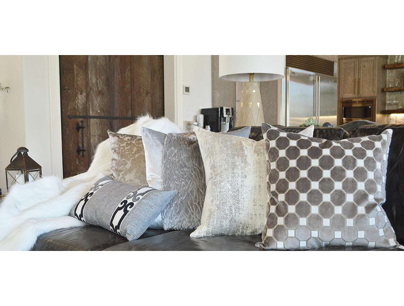 Aurora Pillow Cover & Insert, Ice, Rectangle 14"H x 24"W